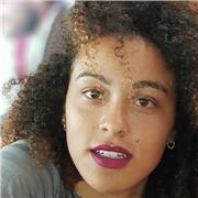 Clases de conversacion Francès con profesora nativa, y ayuda a alumnos de secundaria hasta bachillerato